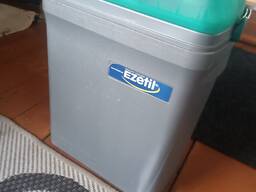 Автомобильный холодильник Electro Kuhlbox E 15 от прикуривателя