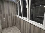 Быстрая и качественная отделка балкона ламинатом в М - фото 1