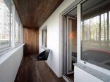 Быстрая и качественная отделка балкона ламинатом в М - фото 2