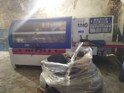 Четырёхсторонний станок Beaver. Пр- во Китай. Модель 523 В. Год выпуска 2011. Станок оснащ