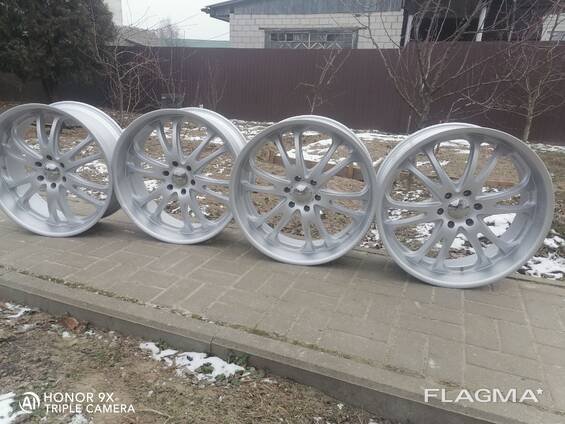 Диски литые r 24 c шинами продаю