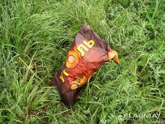 Древесный уголь в мешках