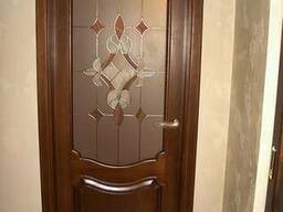 Двери из массива ольхи и сосны