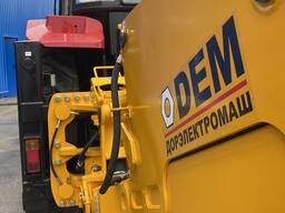 Экскаватор-погрузчик ДЭМ 114