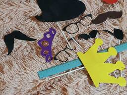 Фото реквизит на палочке handmade для праздников