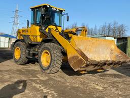 Фронтальный погрузчик