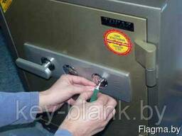 Изготовление ключа типа Grod по сердцевине замка в сейфе. ..