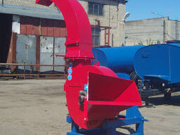 Измельчитель веток навесной с приводом от ВОМ С52; ИВН-1/Ø16