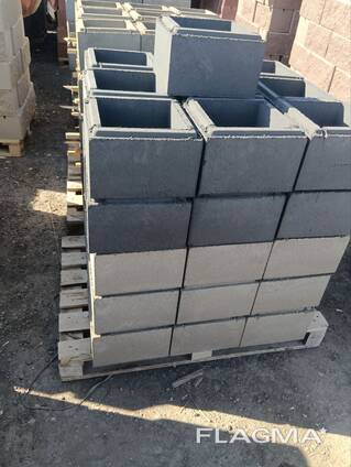 Камень гладкий тонкостенный 300*300*200