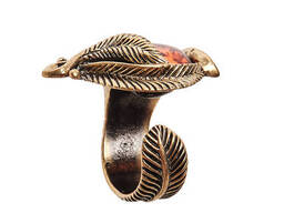 Кольцо «Винтажный лист» латунь, янтарь Cqhyfj