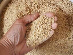 Кормовые добавки :Мясокостная мука СП 60%;Перьевая мука СП от 82%; Кровяная мука СП от 90%