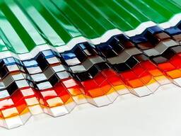 Кровельный монолитный волновой поликарбонат. Пластиковый шифер. Прозрачная кровля.