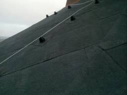 Кровельные работы любой сложности, как частных, так и промышленных строений. Также оказыва