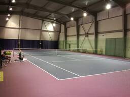 Крытый ТЕННИСНЫЙ КОРТ аренда на часы. ул. Малинина-35а