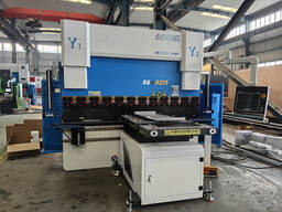 Листогибочный пресс с ЧПУ DA66T 6 1 с устройством подачи