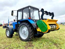 Мульчер FX3 модель Т-1600 с плавающими молотками и механической толкающей рамой