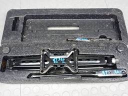 Ключ колесный FORD Ecosport