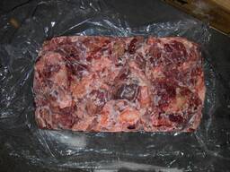 Обрезь говядины , для кормления собак , в замороженных блоках - 20кг. для постоянных клие