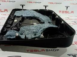 Обшивка двери передней левой Tesla Model S