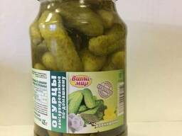 Огурцы консервированные по-домашнему с уксусом (корнишоны)