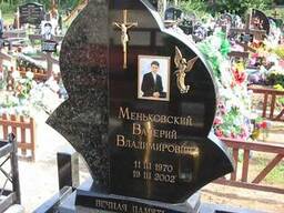 Памятники, ограды, кресты, благоустройство могил.