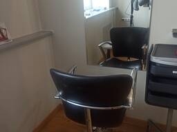 Парикмахерское кресло в аренду