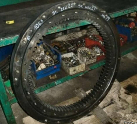 Поворотный круг Case 988