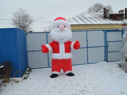 Поздравление от гигантского Деда Мороза