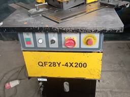 Пресса б\у. М100 (механика) , Угловырубной QF28Y-4X200