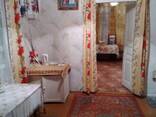 Продам большой кирпичный дом с хоз. постройками - фото 2