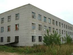 Продаётся 3-х этажное здание с подвалом общей площадью 3500