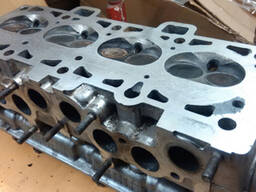Шлифовка и опрессовка головок блока цилиндров