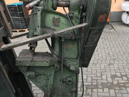 Штампованный станок(Не рабочий)