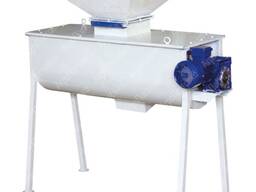 Смеситель комбикорма СГ-1,5