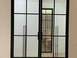 Современные двери и перегородки из стекла и металла - фото 1
