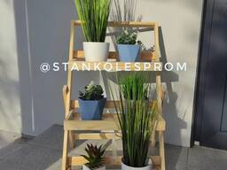 Трехуровневая декоративная этажерка