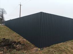 Установка забора из металлопрофиля