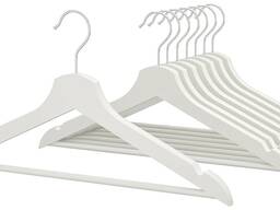 Вешалки-плечики натурального, белого, черного цветов