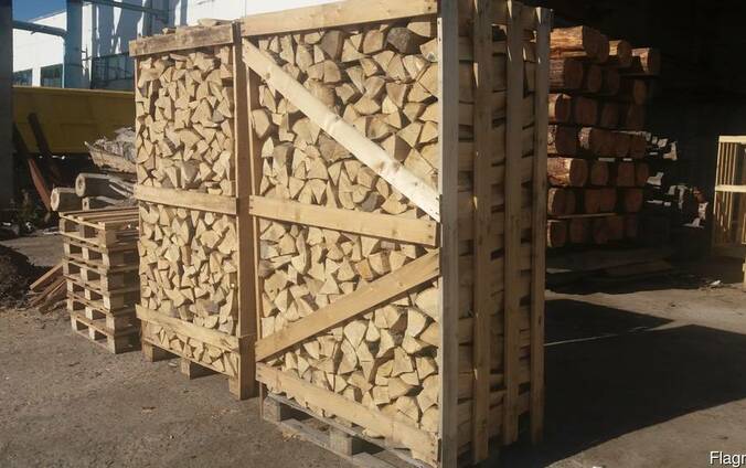 Закупаем дрова колотые сухие в ящиках на экспорт