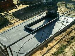 Железная ограда